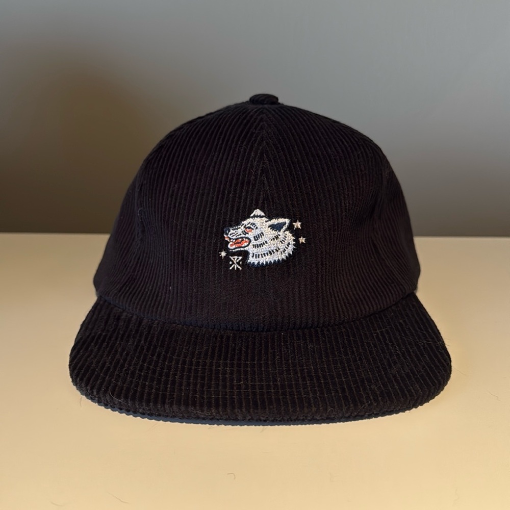 Black Corduroy hat - Roark